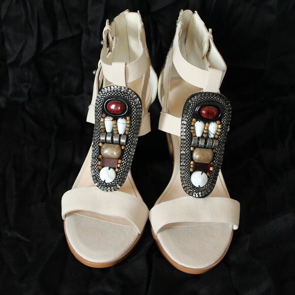 Nine West, 6.5 US, beaded, cream sandal. - Picture 1 of 5